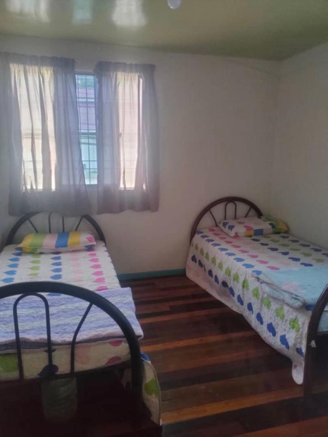Mak Homestay Upstairs With 5 Bedrooms Kampong Kundassan Екстериор снимка