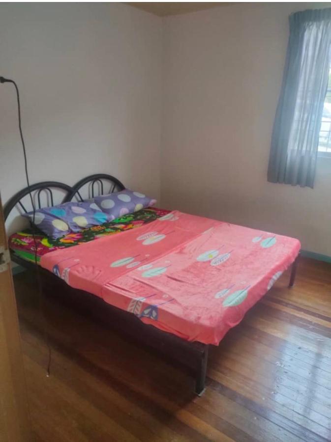 Mak Homestay Upstairs With 5 Bedrooms Kampong Kundassan Екстериор снимка